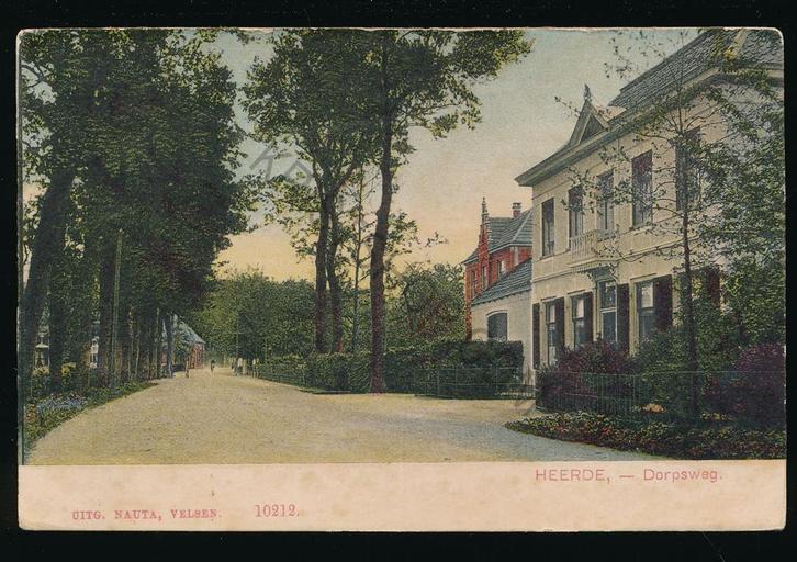Heerde - Dorpsweg [KRST009-2519, Verzamelen, Ansichtkaarten | Nederland, Ongelopen, Gelderland, Voor 1920, Verzenden