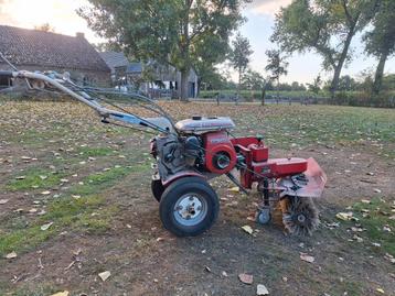 Kubota Veegmachine - Perfect voor uw tuin! beschikbaar voor biedingen