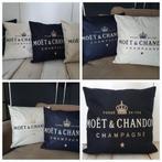 Kussenshoesjes van MOËT & CHANDON met zelfde print achter‼️, Huis en Inrichting, Woonaccessoires | Kussens, Ophalen of Verzenden