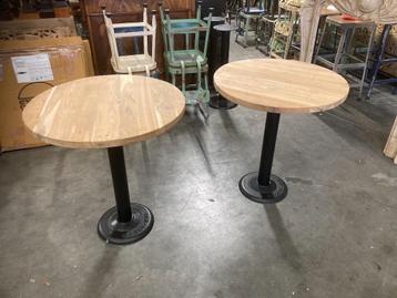 3 X Zeer Unieke Industriele/Vintage Bistrotafel Singer beschikbaar voor biedingen