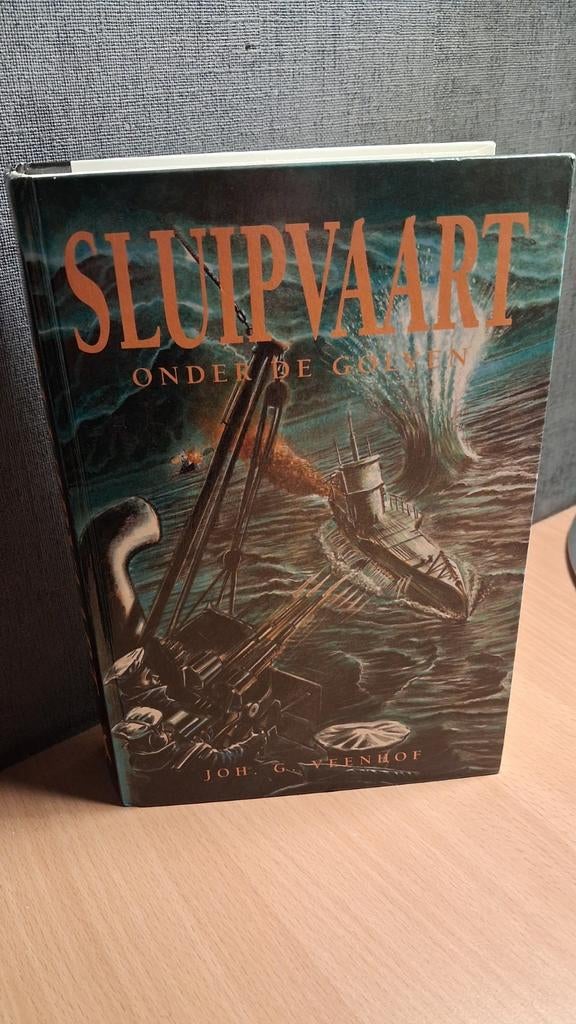 Sluipvaart onder de golven - Joh. G. Veenhof, Ophalen of Verzenden, Tweede Wereldoorlog, Gelezen, Joh. G. Veenhof