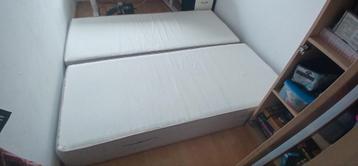 2x IKEA Hesseng Matrassen bijna Gratis beschikbaar voor biedingen