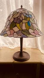 Tiffany grote tafellamp schemerlamp lamp, Gebruikt, 50 tot 75 cm, Ophalen of Verzenden, Tiffany