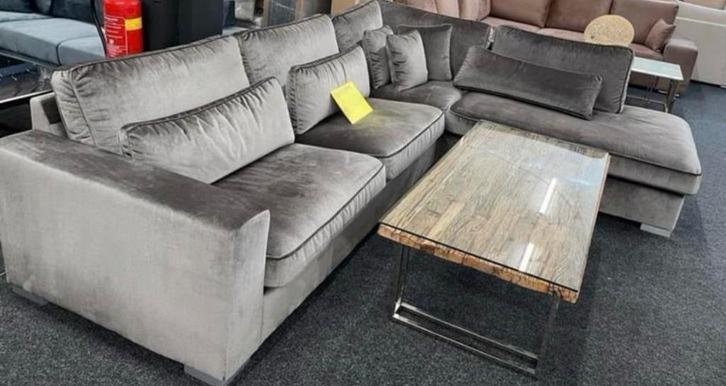 Eric kuster style bank taupe, Goede staat !, Huis en Inrichting, Banken | Bankstellen, Zo goed als nieuw, Vierpersoons of meer