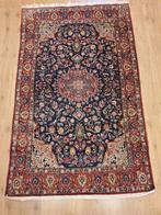 Vintage handgeknoopt perzisch tapijt ghom 216x132, 200 cm of meer, 100 tot 150 cm, Gebruikt, Rechthoekig