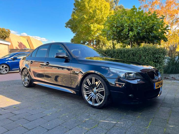 BMW 530i E61 Lci Youngtimer, Auto's, BMW, Particulier, Benzine, Sedan, Geïmporteerd, Zwart, Ophalen