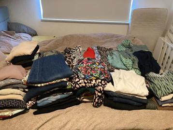 Kleding beschikbaar voor biedingen