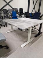 Zit-Sta Bureaus NIEUW, Opruiming, Elektrisch Sta Bureau, Ophalen of Verzenden, Elektrisch, Zo goed als nieuw, Stabureau