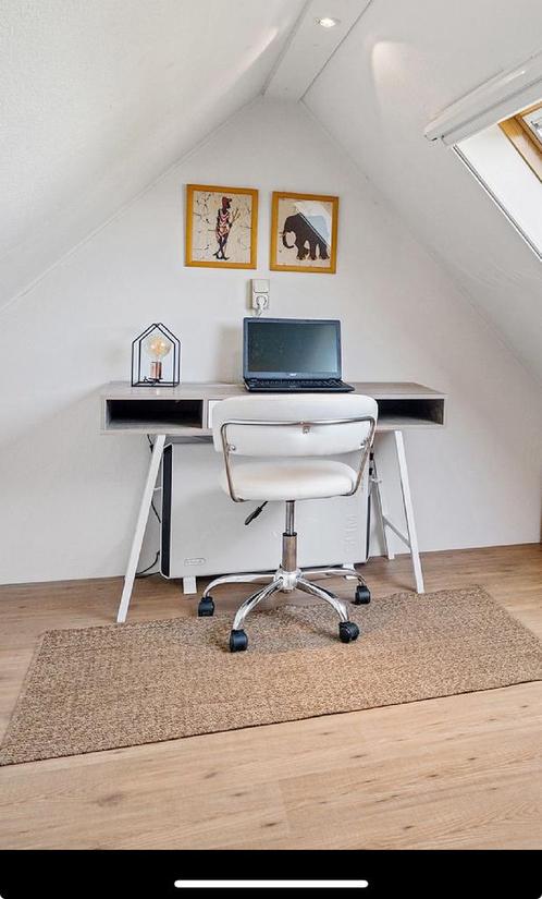 Bureau en bureaustoel set - Zo goed als nieuw, Huis en Inrichting, Bureaus, Zo goed als nieuw, Bureau, In hoogte verstelbaar, Ophalen