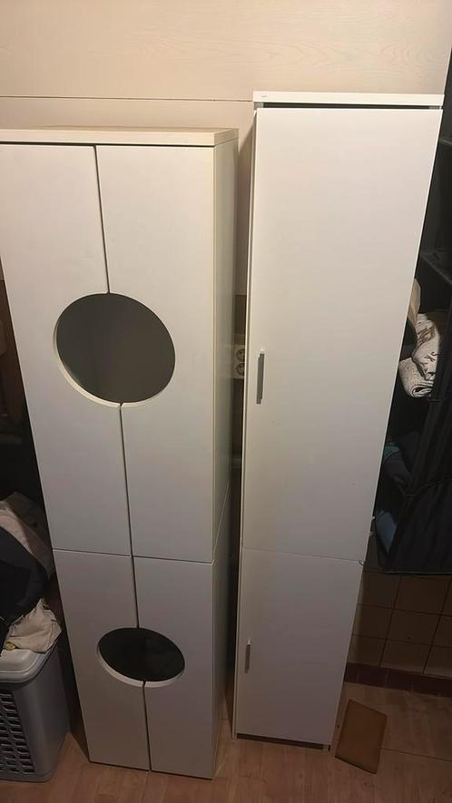 Badkamer opberg kast 2x, Huis en Inrichting, Badkamer | Badkamermeubels, Zo goed als nieuw, (Half)hoge kast, 150 tot 200 cm, 50 tot 100 cm