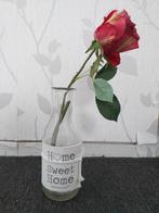 Fles met rode kunstroos, Huis en Inrichting, Woonaccessoires | Kunstplanten en Kunstbloemen, Ophalen of Verzenden, Zo goed als nieuw