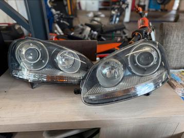 Golf 5 GTI xenon koplamp, nette staat beschikbaar voor biedingen