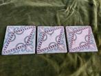 3 Jugendstill tegels met ruitvormig decor., Antiek en Kunst, Verzenden