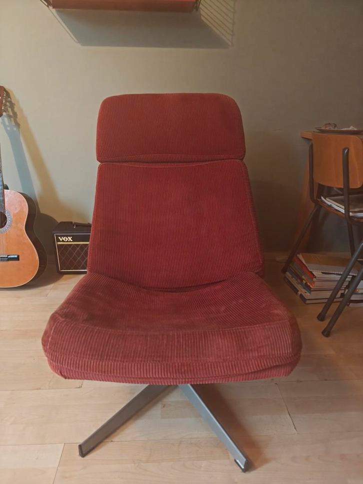 IKEA Lunna draaistoel, bieden vanaf €70, Huis en Inrichting, Fauteuils, Gebruikt, Stof, 50 tot 75 cm, 75 tot 100 cm, Ophalen