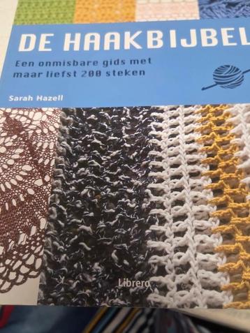 Zolderopruiming haakbijbel  200 haaksteken beschikbaar voor biedingen