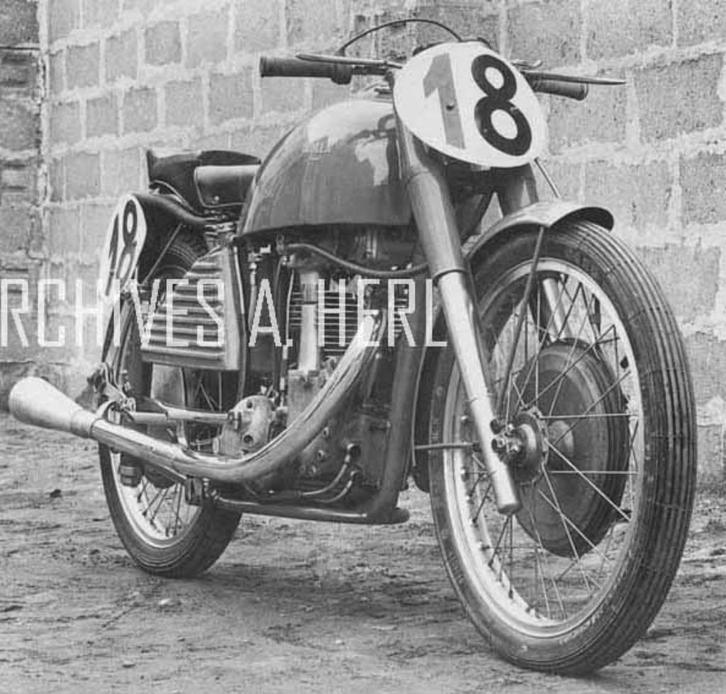Moto Parilla 250cc Roadster race 1960s foto photograph, Verzamelen, Foto's en Prenten, Nieuw, Foto, Overige onderwerpen, 1980 tot heden