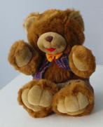 Stoer geklede BEER, Verzamelen, Beren en Cherished Teddies, Ophalen of Verzenden, Zo goed als nieuw, Stoffen beer