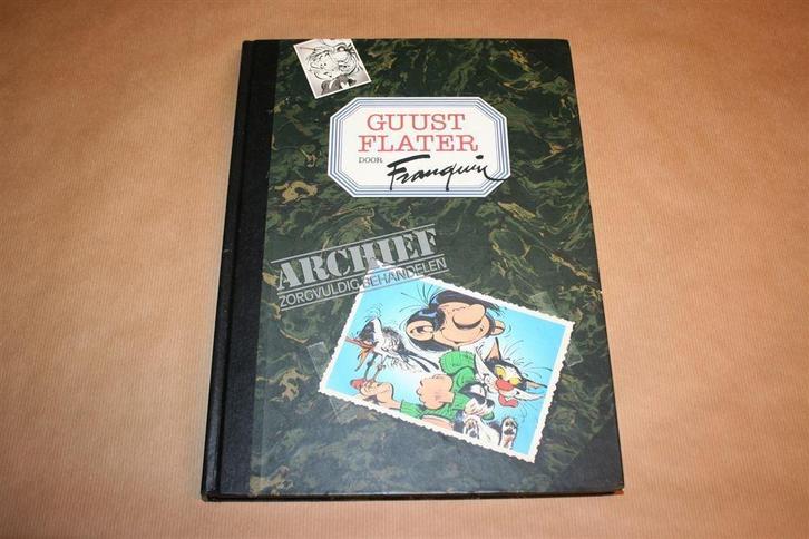 Guust Flater, Gadgets en Gags, Flaterfestijn., Boeken, Stripboeken, Zo goed als nieuw, Eén stripboek, Ophalen of Verzenden