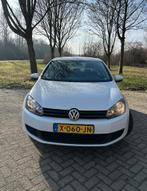Een nette en goed Volkswagen Golf 1.4 16V 59KW 5D 2009 Wit, Auto's, Voorwielaandrijving, Euro 5, 4 cilinders, 1117 kg