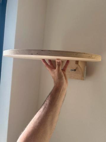 Kattenplank 45cm beschikbaar voor biedingen