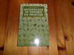 Hennie Schouten - Muziekleer in theorie en praktijk, Boeken, Ophalen of Verzenden, Zo goed als nieuw, Overige onderwerpen