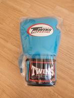 Gloednieuwe Twins bokshandschoenen 16 oz, sky blue, Ophalen of Verzenden, Nieuw, Bokshandschoenen