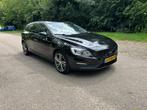 Volvo V60 2.0 D2 Momentum Automaat, Stof, Gebruikt, 4 cilinders, 1969 cc