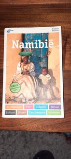 Reisgids Namibië + reisstekker D + sd card Namibië Garmin, Boeken, Reisgidsen, Gelezen, ANWB, Afrika, Ophalen of Verzenden