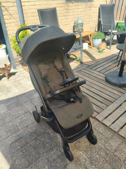 Easywalker mini cooper buggy met extra stuurtje, Kinderen en Baby's, Buggy's, Zo goed als nieuw, Overige merken, Verstelbare rugleuning