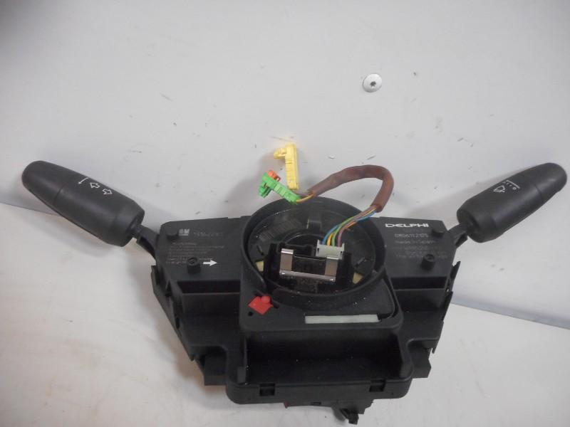 Schakelaar Opel Corsa D (2006-07/2011-05) 12274700, Gebruikt, Opel, Aptiv PLC, 5 Hanover Quay, Dublin D02VY79, , Ierland