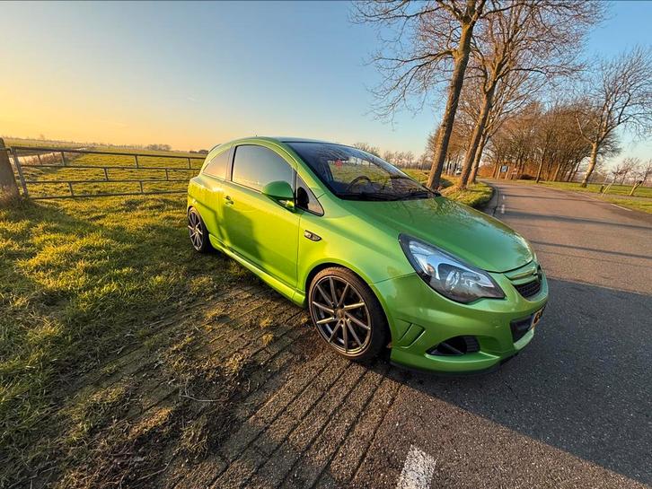 Opel Corsa 1.6 OPC Nürburgring edition, Auto's, Opel, Particulier, Corsa, Benzine, F, Hatchback, Handgeschakeld, Geïmporteerd
