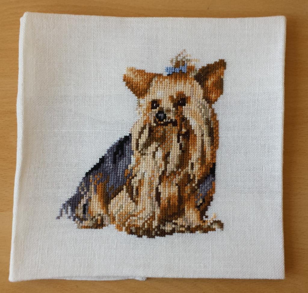 Borduurwerk Hond - Yorkshire Terrier, Gebruikt, Overige typen, Ophalen of Verzenden, Nvt