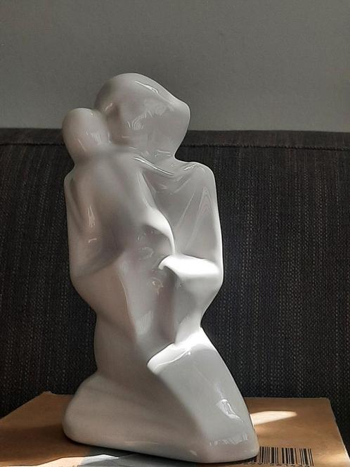 yvonne niessen beeld vrouw kind flora keramiek, Antiek en Kunst, Antiek | Keramiek en Aardewerk, Ophalen of Verzenden
