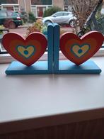 Leuke kinder boekensteun met hartjes, Met plank(en), Minder dan 50 cm, Kindvriendelijk, Ophalen of Verzenden