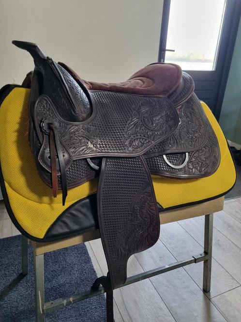Barefoot missoula nut, Nevada westernzadel, Edix oakley, Dieren en Toebehoren, Paarden en Pony's | Zadels, Zo goed als nieuw, Western