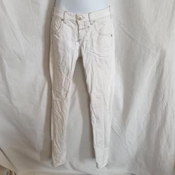 Leuke witte spijkerbroek. Mt W29. Merk Le Jean De beschikbaar voor biedingen