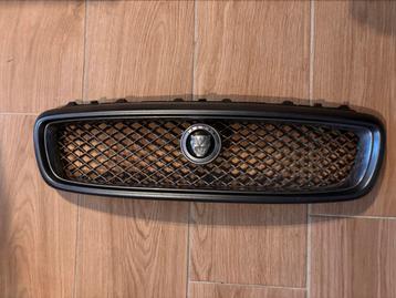 Gril Jaguar X-Type facelift LHK beschikbaar voor biedingen