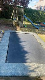 Trampoline Avyna, Ophalen
