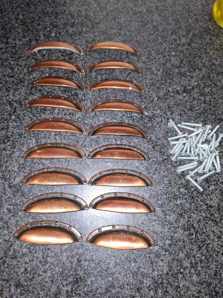 19 Koperen deurgreepjes, Ophalen of Verzenden, 25 tot 50 cm, 50 tot 100 cm, Minder dan 100 cm