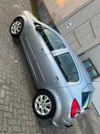 Opel Corsa 1.2 16V 5D WR 2006 Grijs, Voorwielaandrijving, 4 cilinders, 1229 cc, 49 €/maand