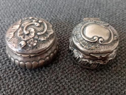 Paar 19e eeuwse zilveren snuifdoosjes, Antiek en Kunst, Antiek | Goud en Zilver, Zilver, Ophalen