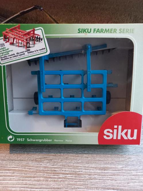 Blauwe Cultivator met Rol.  Siku, Hobby en Vrije tijd, Modelauto's | 1:32, Zo goed als nieuw, Tractor of Landbouw, SIKU, Ophalen of Verzenden