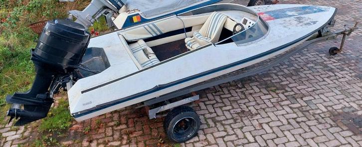 2 Boten met werk Piranha 115PK en Bayliner 6Cil va 1000 Euro, Watersport en Boten, Speedboten, Gebruikt, 3 tot 6 meter, Benzine