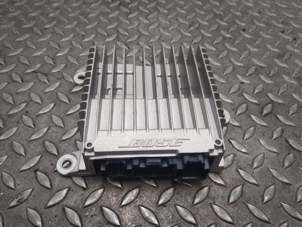 RENAULT MEGANE 1.5 BOSE VERSTERKER UNIT AUDIO 2012, Ophalen of Verzenden, Gebruikt, Stiba lid