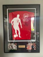 Gesigneerd en ingelijst Johan Cruyff shirt, Verzamelen, Sportartikelen en Voetbal, Ophalen of Verzenden, Zo goed als nieuw, Ajax