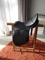 Stubben Genesis spezial dressuur zadel 17'5 inch, Ophalen of Verzenden, Zo goed als nieuw
