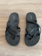 Stoere zwarte teenslippers dikke zool Teva! 41igst, Slippers, Uitgeest, Tweedekansshop, Zwart
