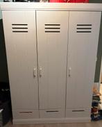 Kledingkast Woood, Ophalen, Zo goed als nieuw