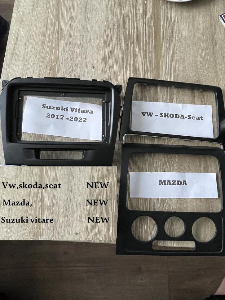 VW,Skoda,Seat,Mazda.Suzuki vitare 2-DIN inbouw frame -NIEUW, Auto diversen, Autonavigatie, Nieuw, Ophalen of Verzenden