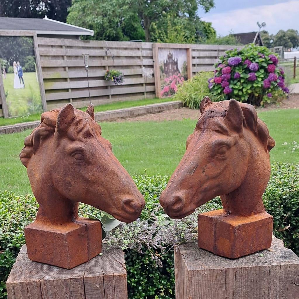 Ijzeren paarden hoofden, Tuin en Terras, Tuinbeelden, Ophalen of Verzenden